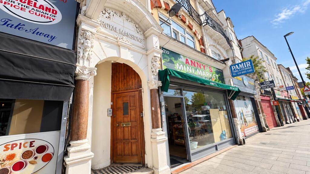 Main image of property: London Road, Croydon