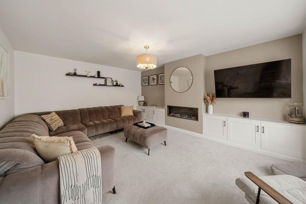 House in Kirklees, West Yorkshire - View 3
