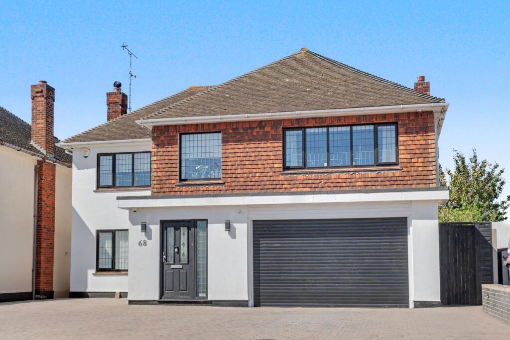Main image of property: Wansfell Gardens, Thorpe Bay, SS1