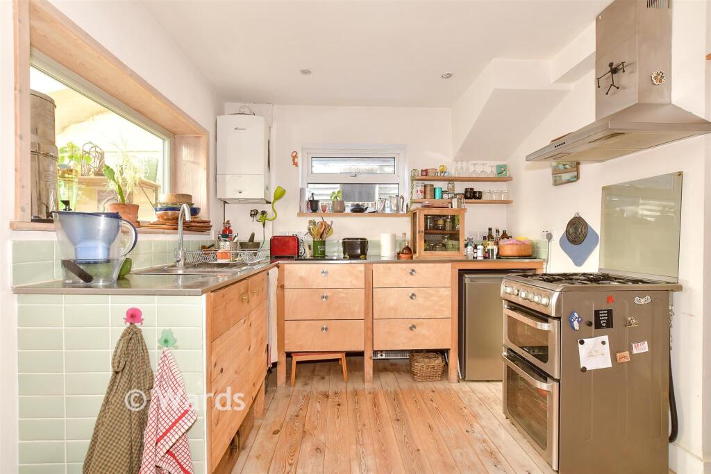 House in Whitstable, Thurston Park - View 5