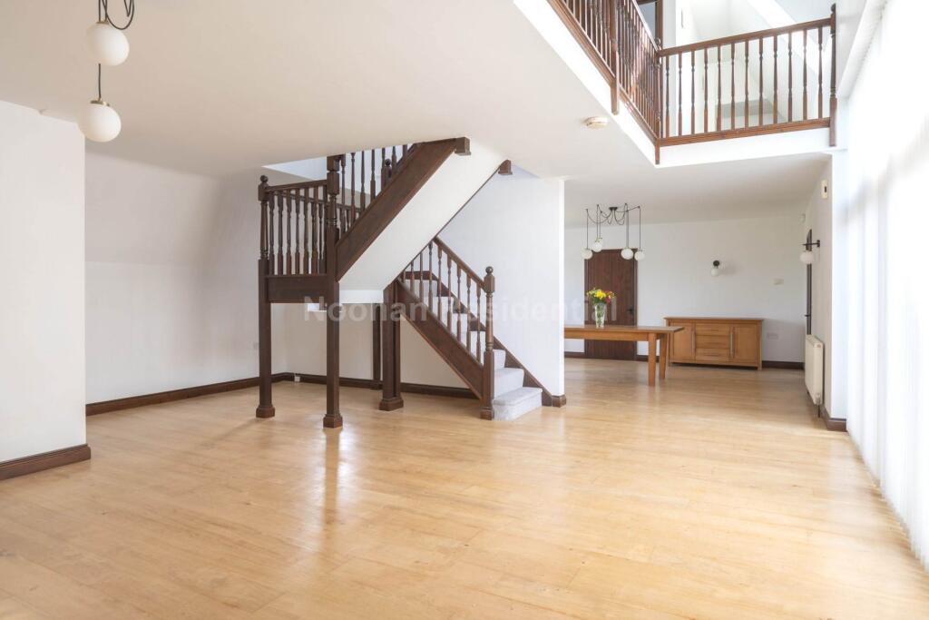 House in Roxton, Bedford - View 5