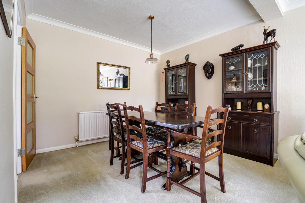 Apartment in St Albans, Harpenden - View 4