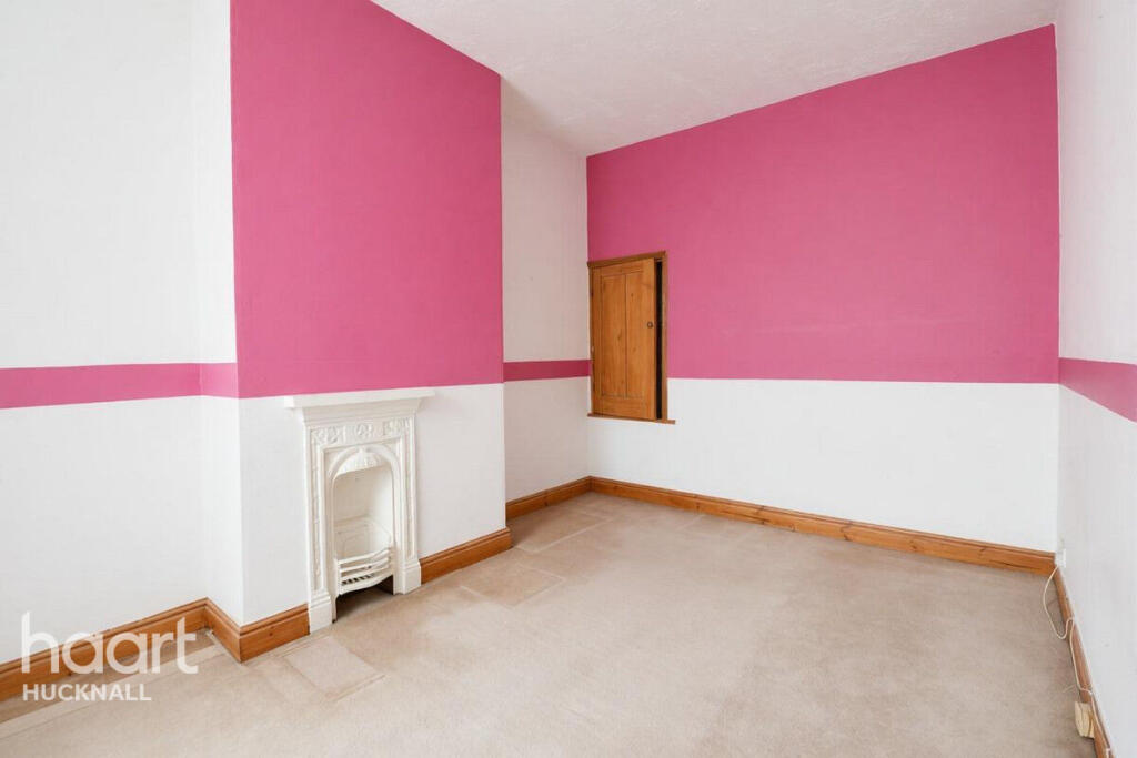 House in Nottingham - View 5