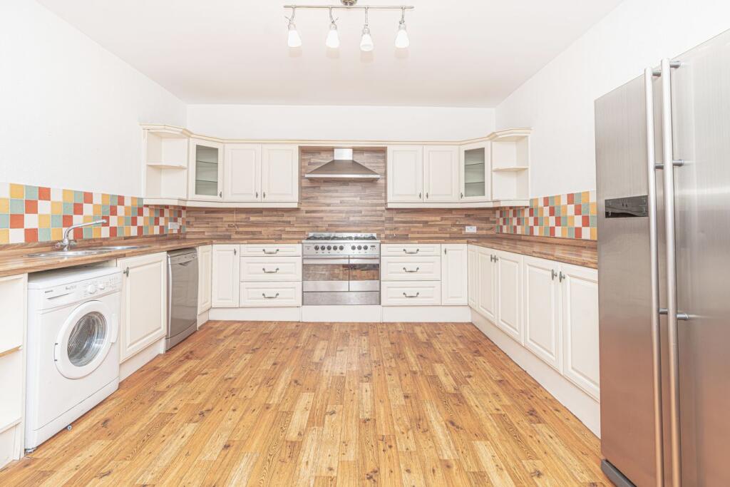 Main image of property: Broad Street, Cowdenbeath, COWDENBEATH, KY4