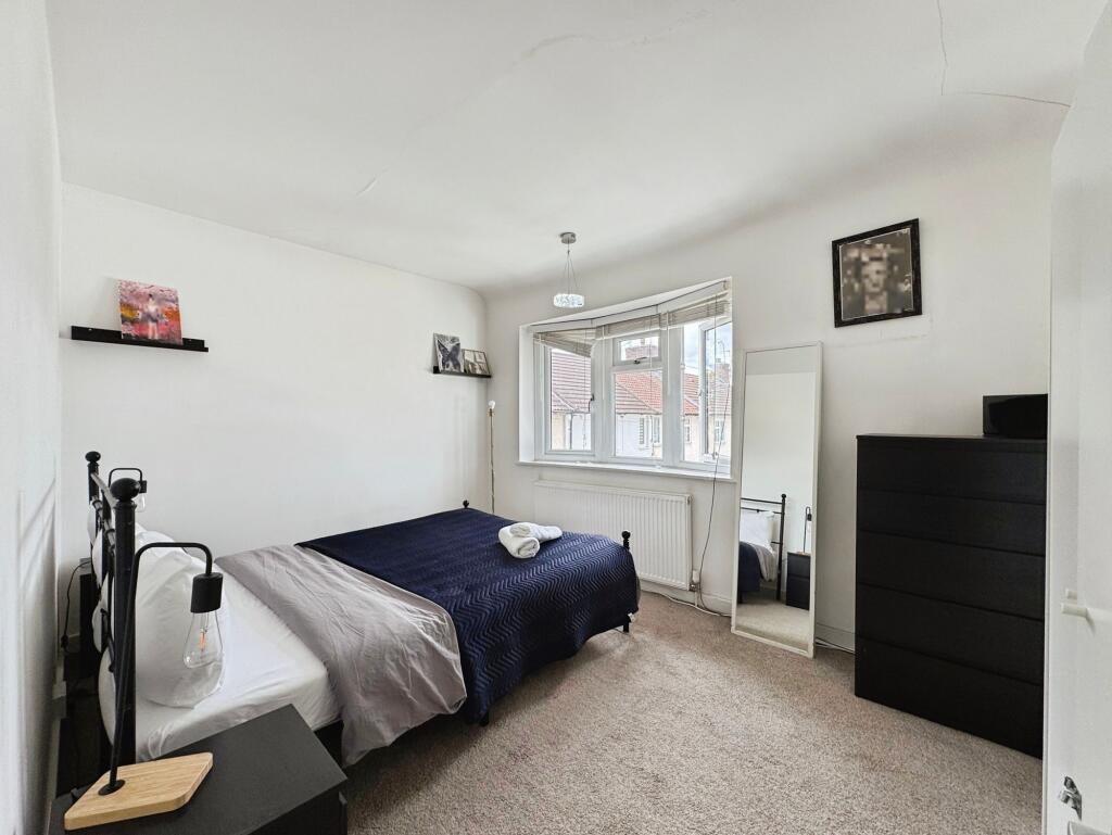 House in Harrow - View 4