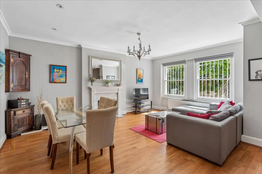 Apartment in London - View 3