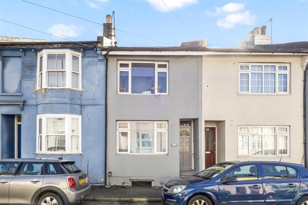 4 bedroom terraced house for rent