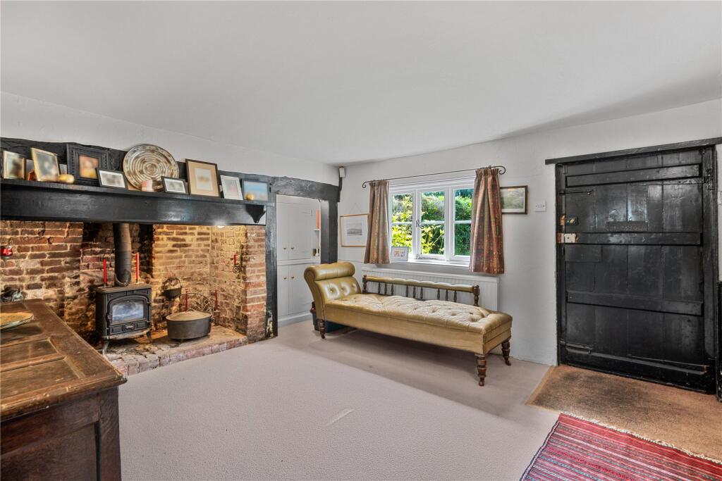 House in Surrey Heath, West End - View 3