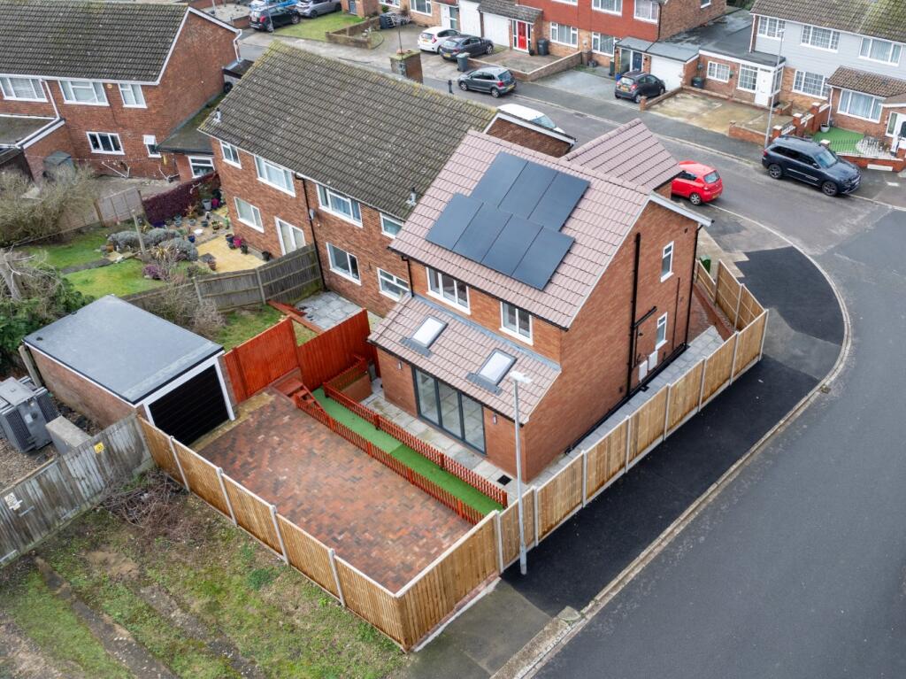Kinmoor Close, Luton photo 3