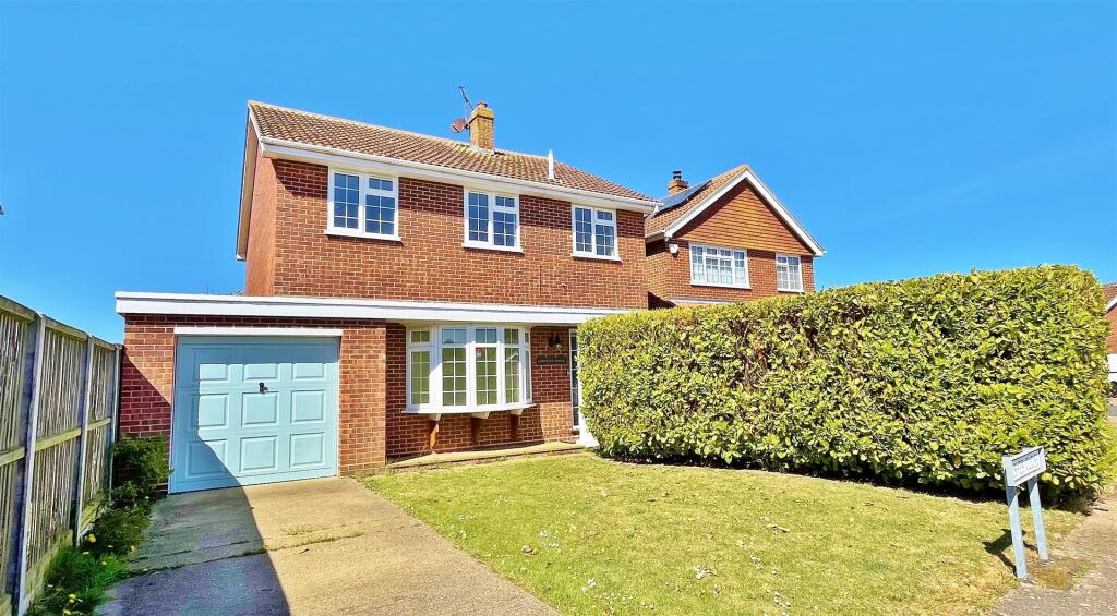 Main image of property: Ashes Close, Walton-on-the-Naze, Essex