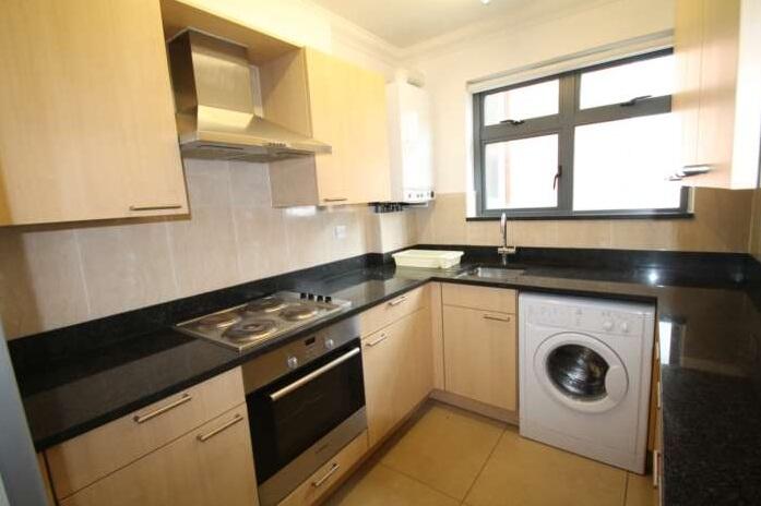 Flat 1 C Arthur Avenue, Lenton, East Midlands, NG7 photo 3