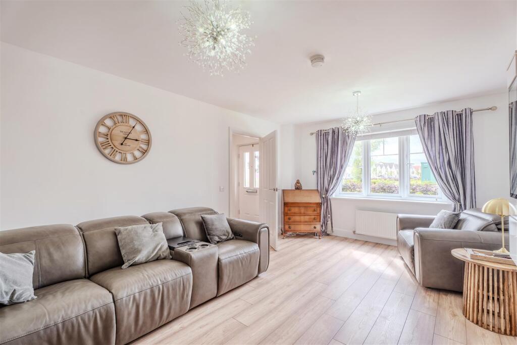House in West Calder, West Lothian - View 5