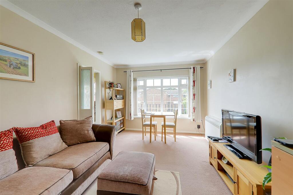 Apartment in Brighton - View 2