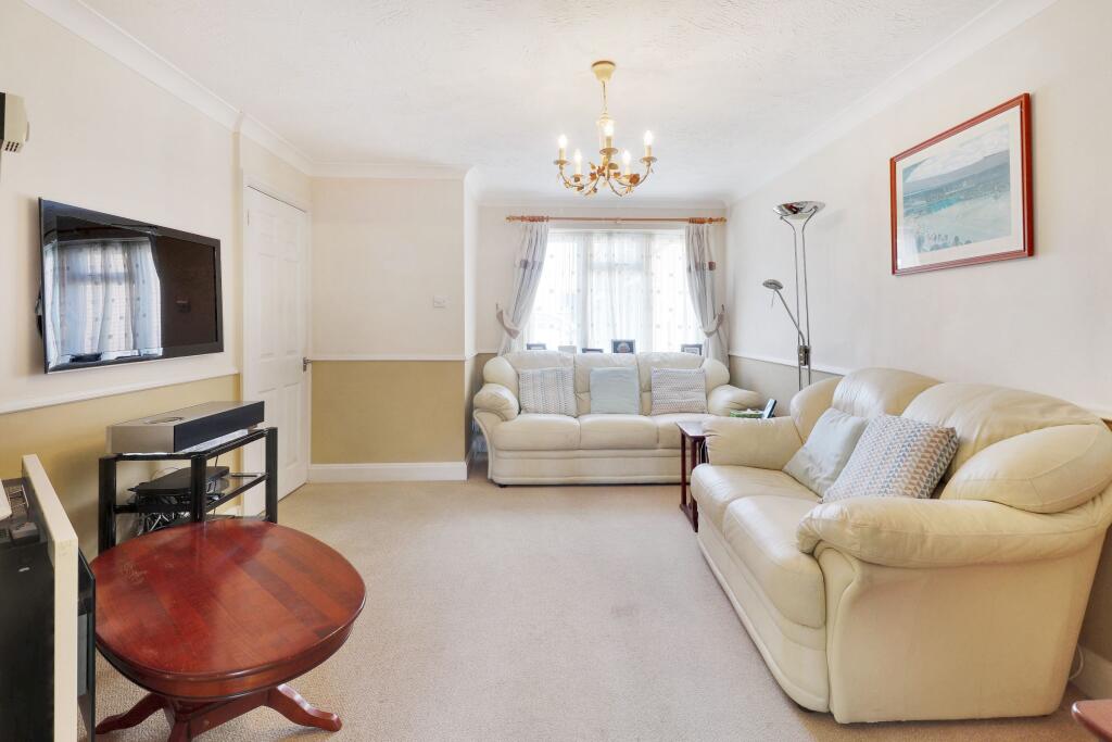 House in Sevenoaks, Edenbridge - View 5
