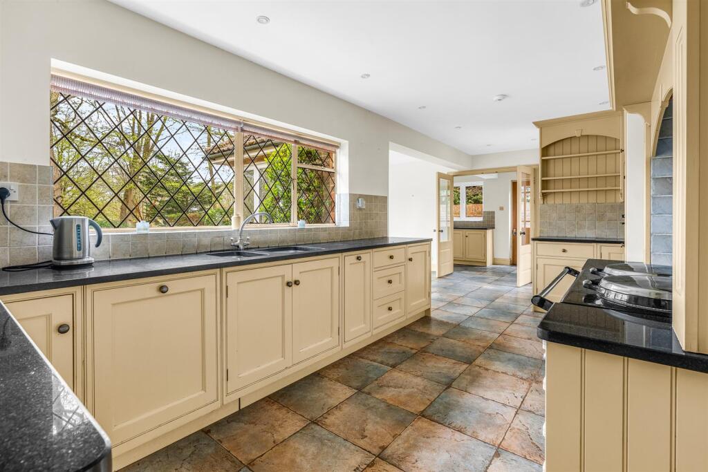 Additional image 6 of Firs Walk, Tewin