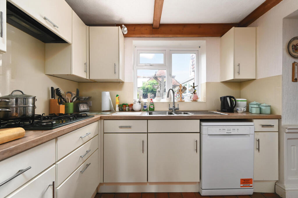 House in Tonbridge - View 4