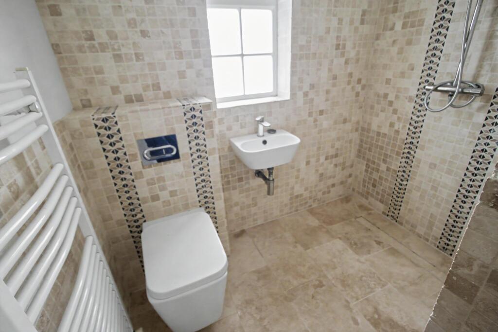 House in Bexhill-on-Sea, Collington - View 4
