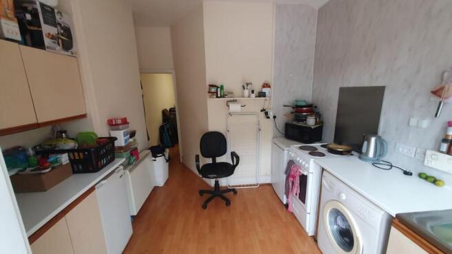 FLAT 371 STOCKFIELD ROAD