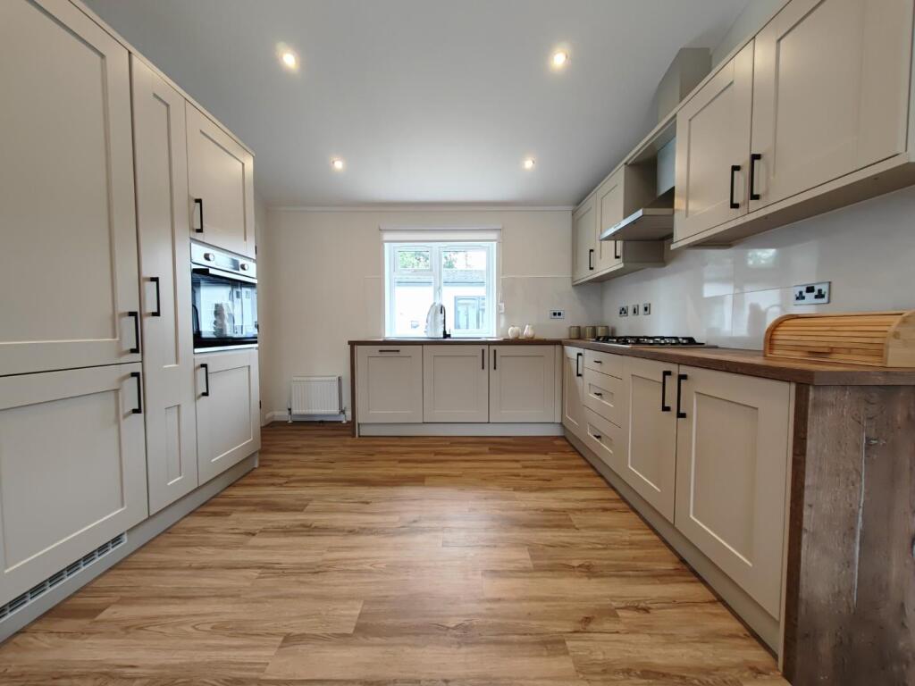 Wellington Road, Sandhurst photo 2