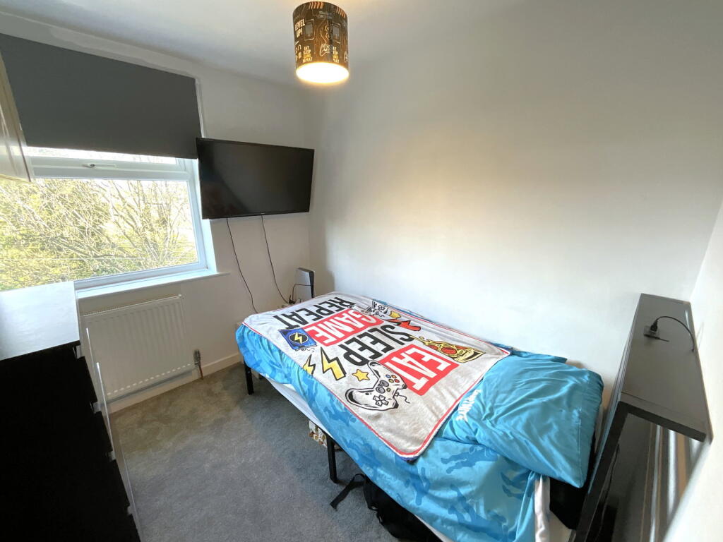 Additional image 11 of HALESOWEN, Loughton Grove