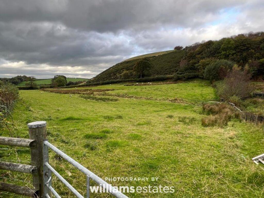 Studio other on Groes, Denbigh, LL16, £75,000