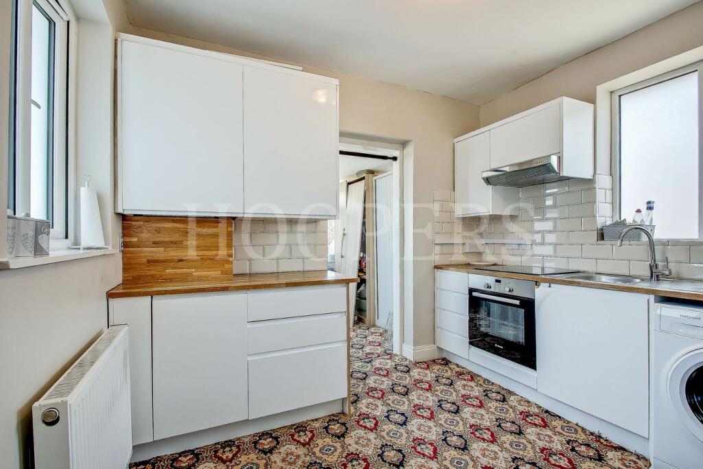 Apartment in London - View 4