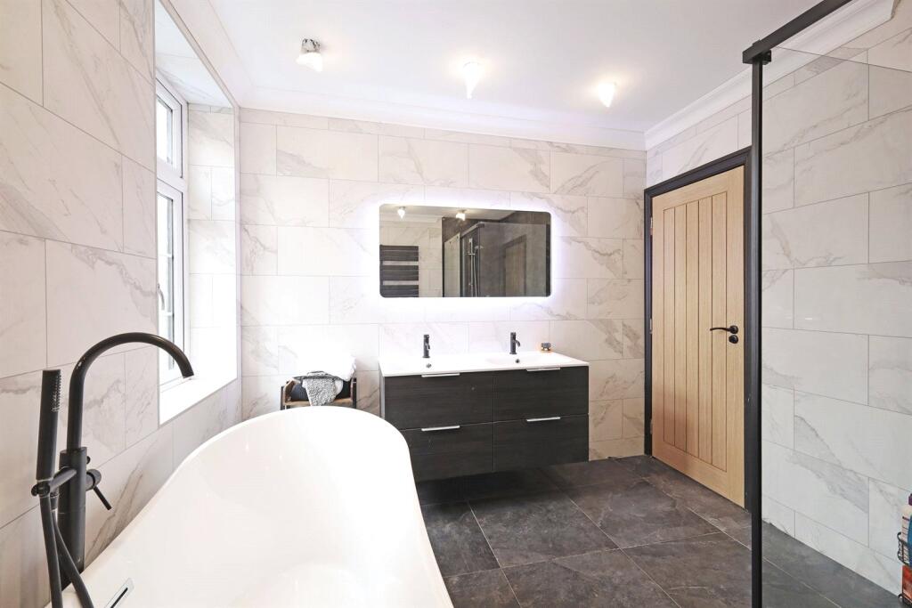 House in Boston, Staniland - View 5