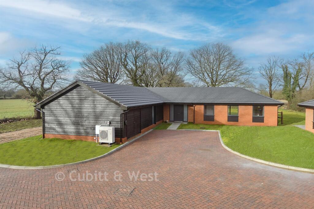 Main image of property: Amble Mews, Charlwood Road, Horley, Surrey