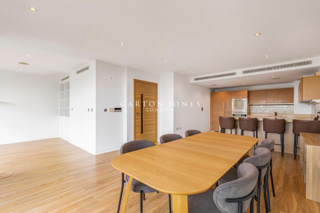 Apartment in London - View 4