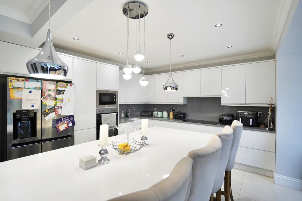 House in St Albans, Milehouse - View 4