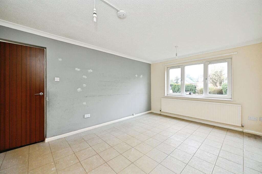 Orchard Court, Gaywood, King's Lynn photo 4