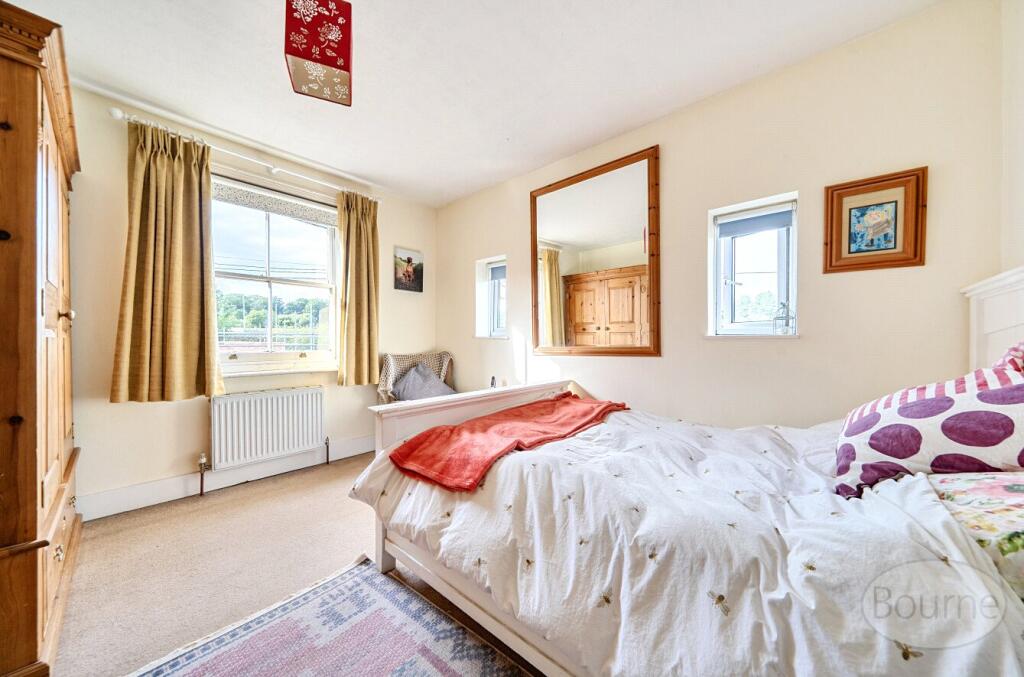 House in East Hampshire, Greatham - View 5