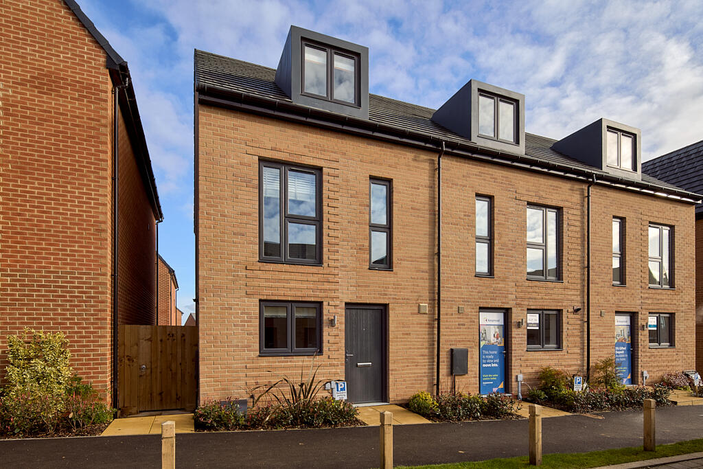 Main image of property: Bronte Avenue,
Tattenhoe Park,
Milton Keynes,
MK4 4LB