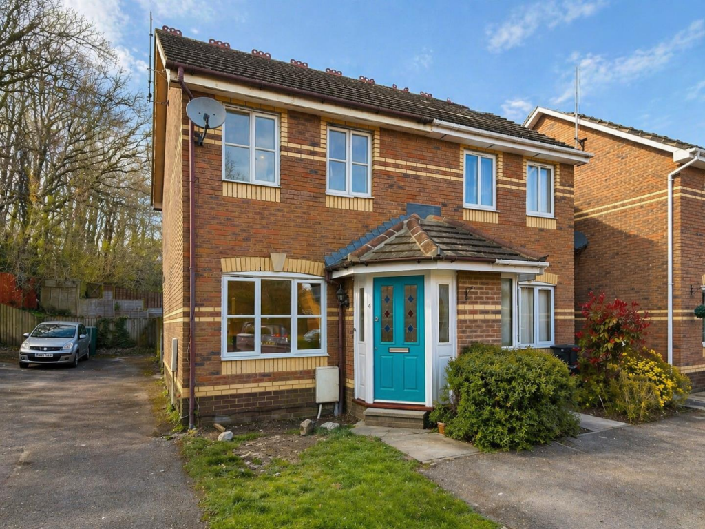Main image of property: Fox Close, St. Annes Park, Bristol