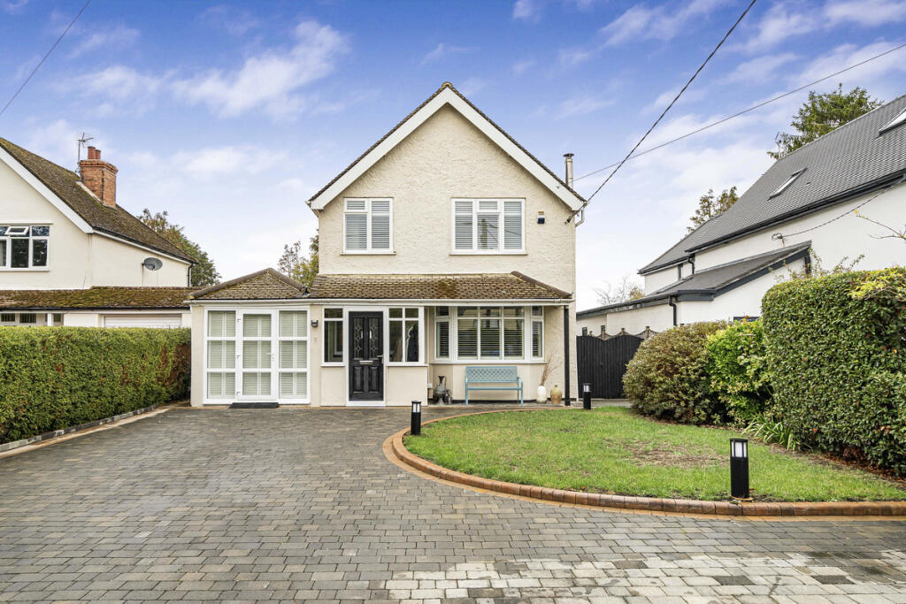 Main image of property: The Moors, Kidlington, OX5