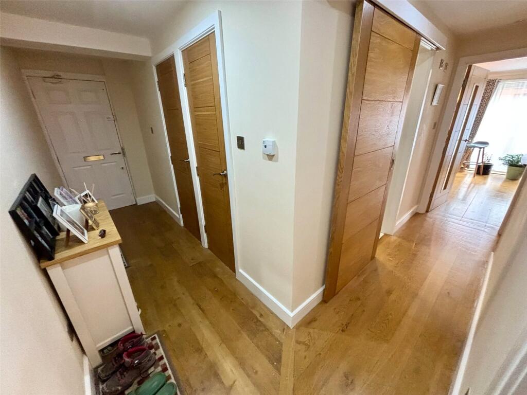 47 Newhall Hill, Birmingham, B1 - More