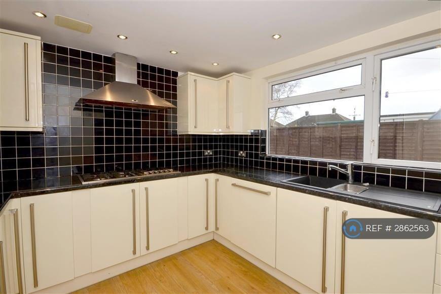 House in Tonbridge - View 4