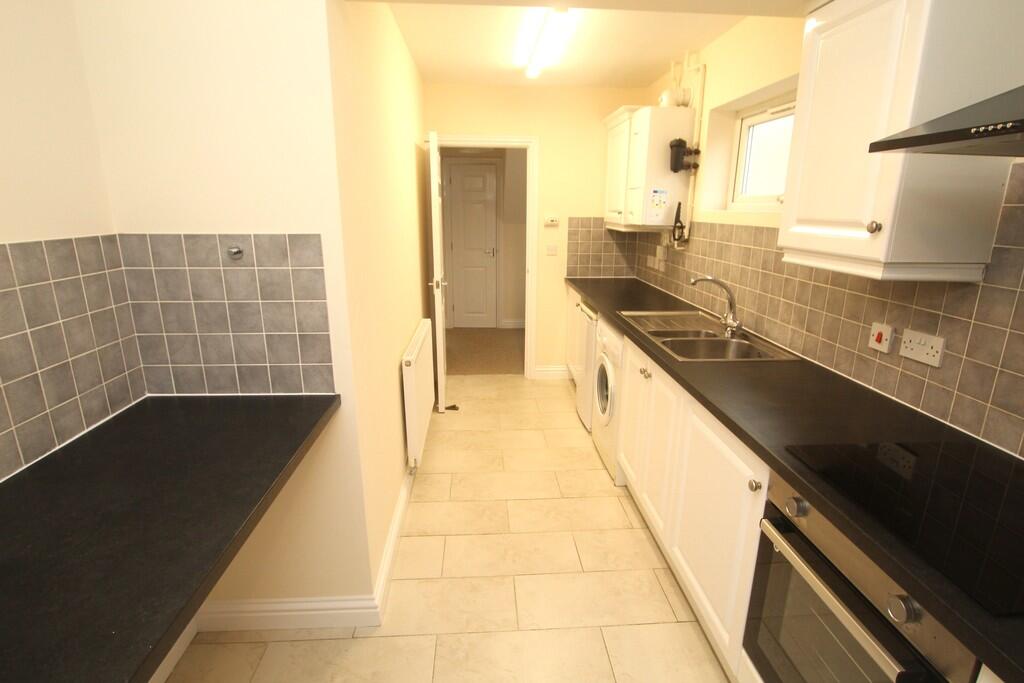 Apartment in Cambridge, Trumpington - View 3