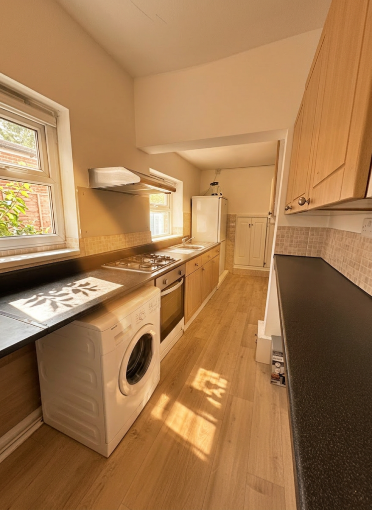 Additional image 7 of Eldon Road - 4 bed, Edgbaston, West Midlands, B16