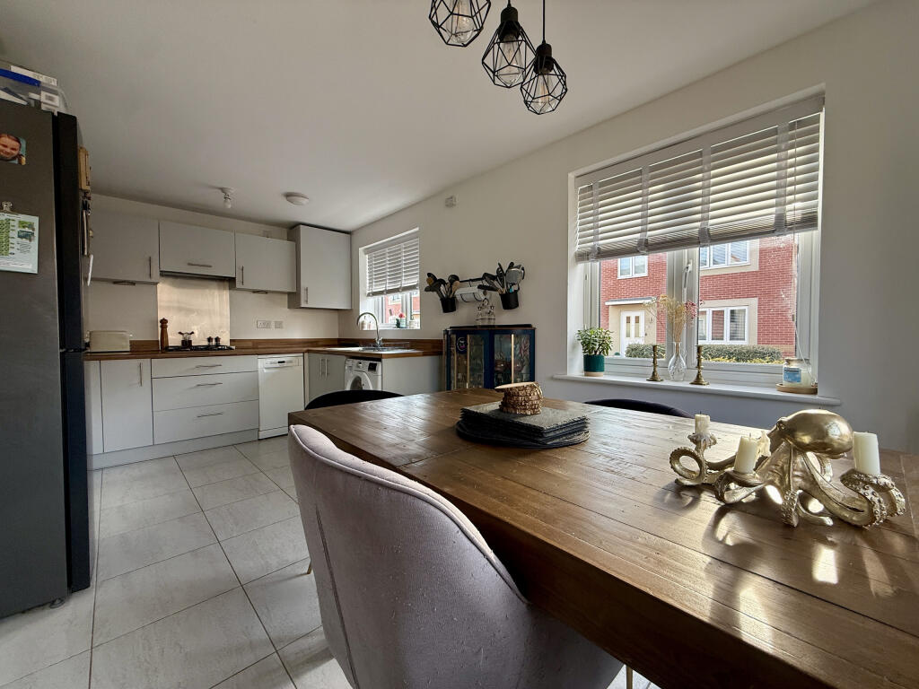 House in Bridgwater, Somerset - View 2