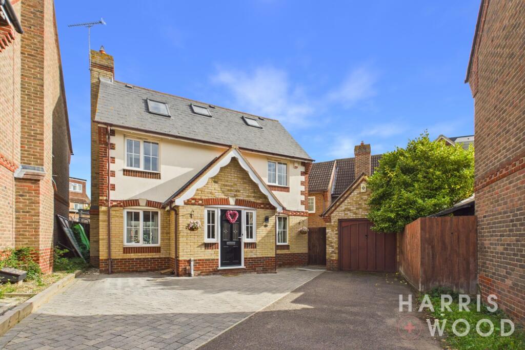 5-bed detached on Brickmakers Lane, Colchester, Essex, CO4, £450,000