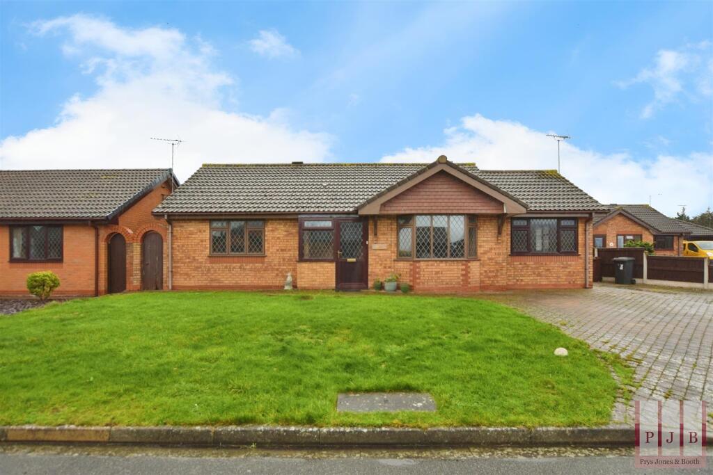 Main image of property: Maes Tudno, Abergele, LL22