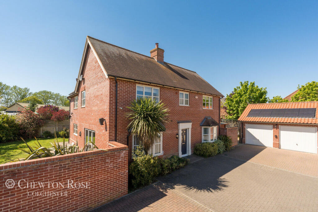 Main image of property: Salis Close, Tiptree