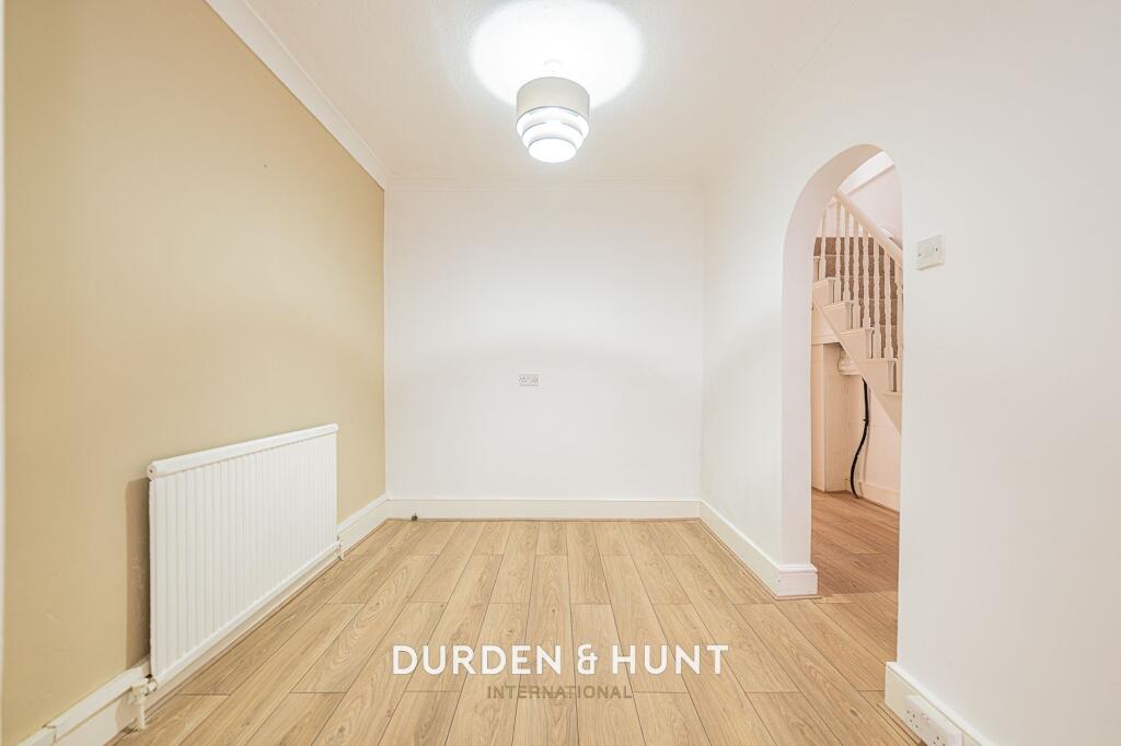 House in Ilford - View 4