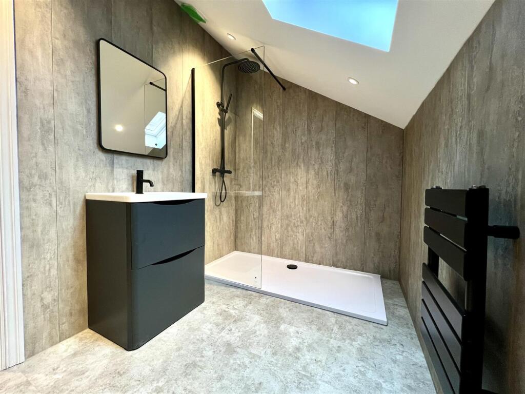 Additional image 10 of Apartment 10, Whin Knowle, Hebden Bridge Road, Oxenhope, Keighley