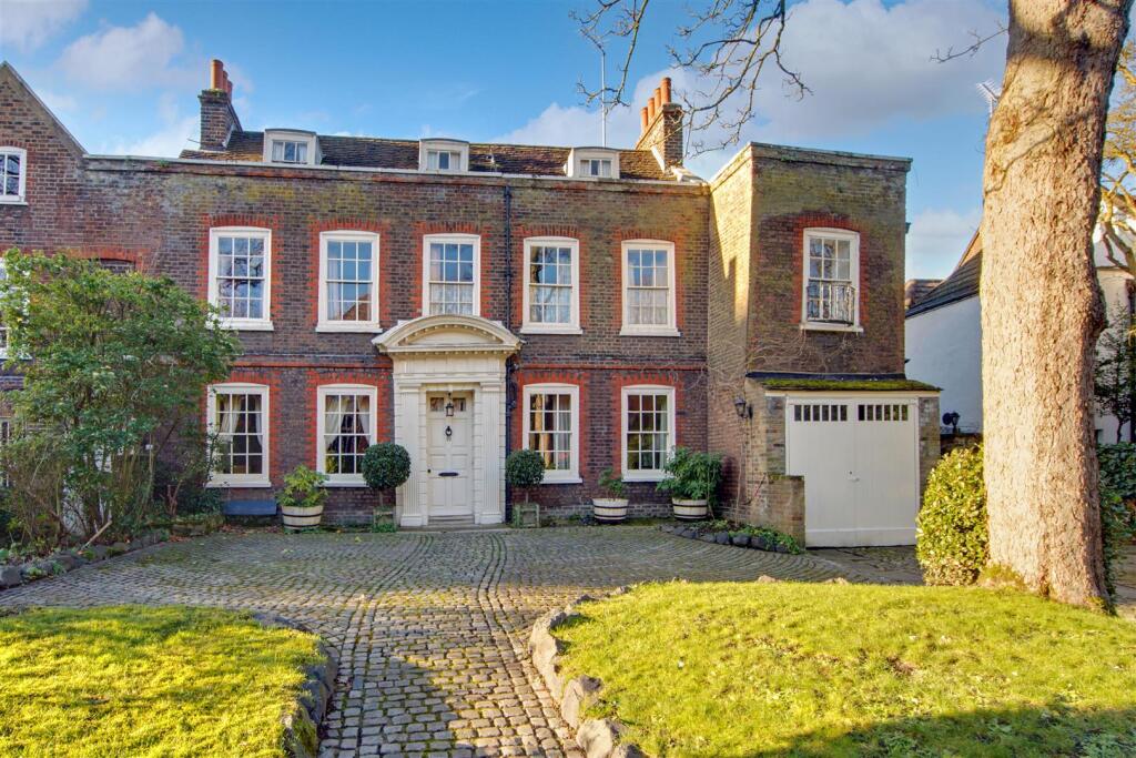 Main image of property: North Road, Highgate, London, N6