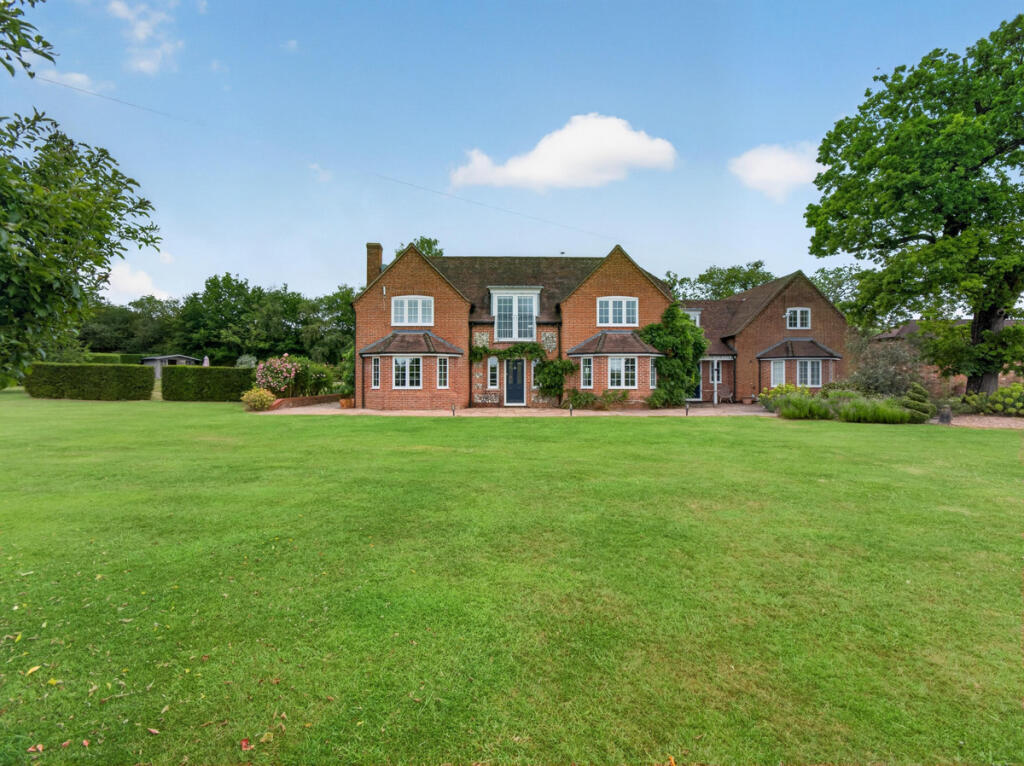 House in Reading - More