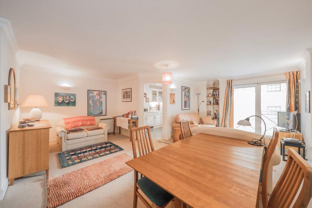 Apartment in London, Butler's Wharf, Bermondsey - View 2