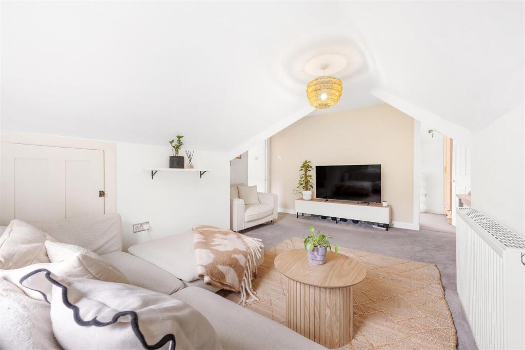 Main image of property: Croydon Road, Anerley, London, SE20