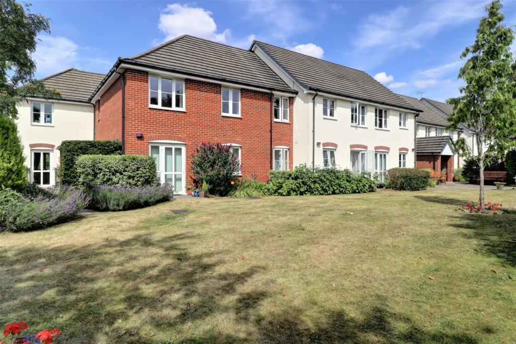 Main image of property: Penn Road, Hazlemere, High Wycombe, Buckinghamshire, HP15